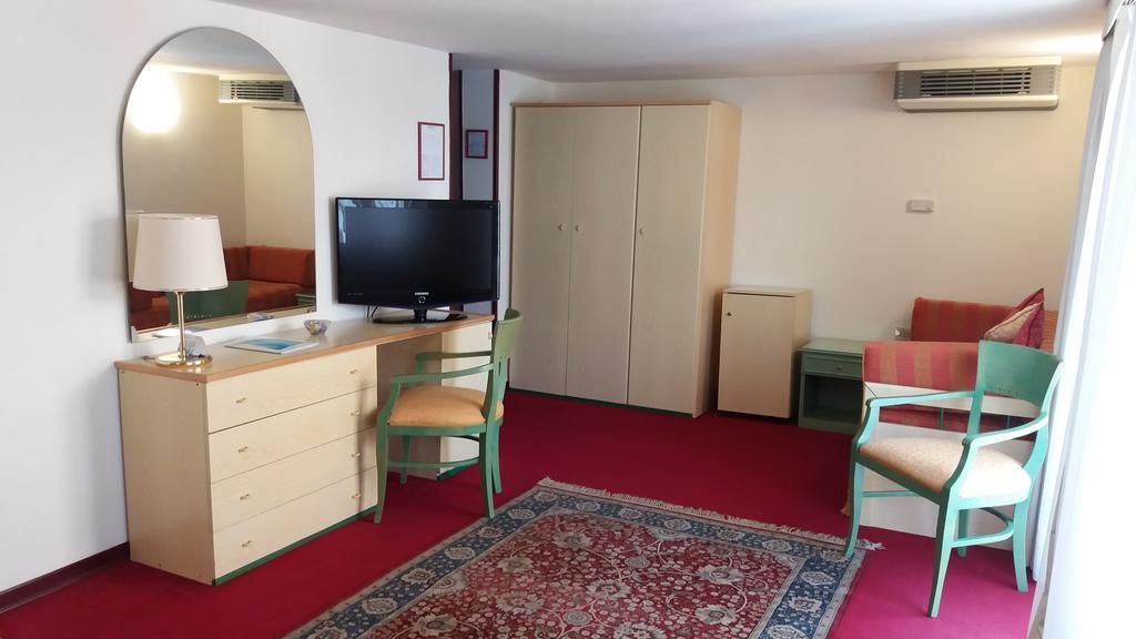 Hotel Majestic Lido di Jesolo Kültér fotó